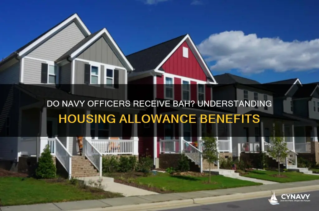 do navy officers get bah