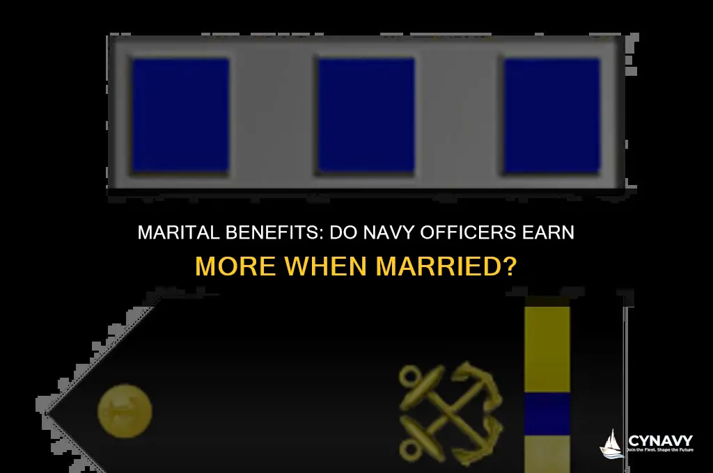 do navy officers make more money when they are married