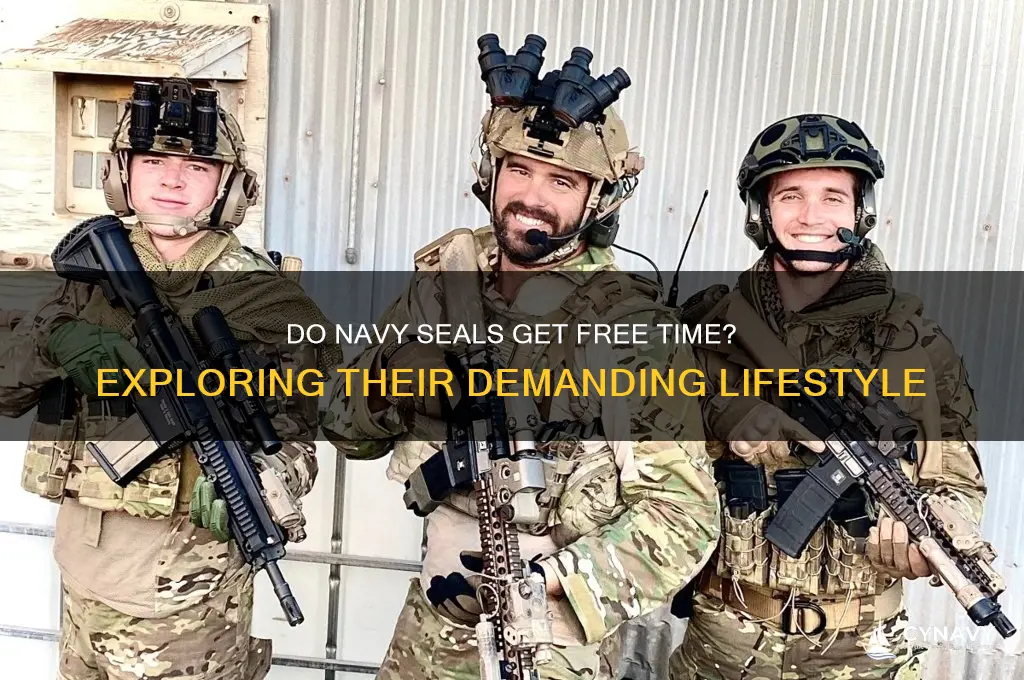 do navy seals get free time