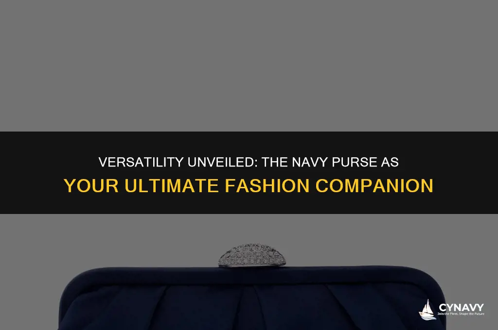 does a navy purse go with everything