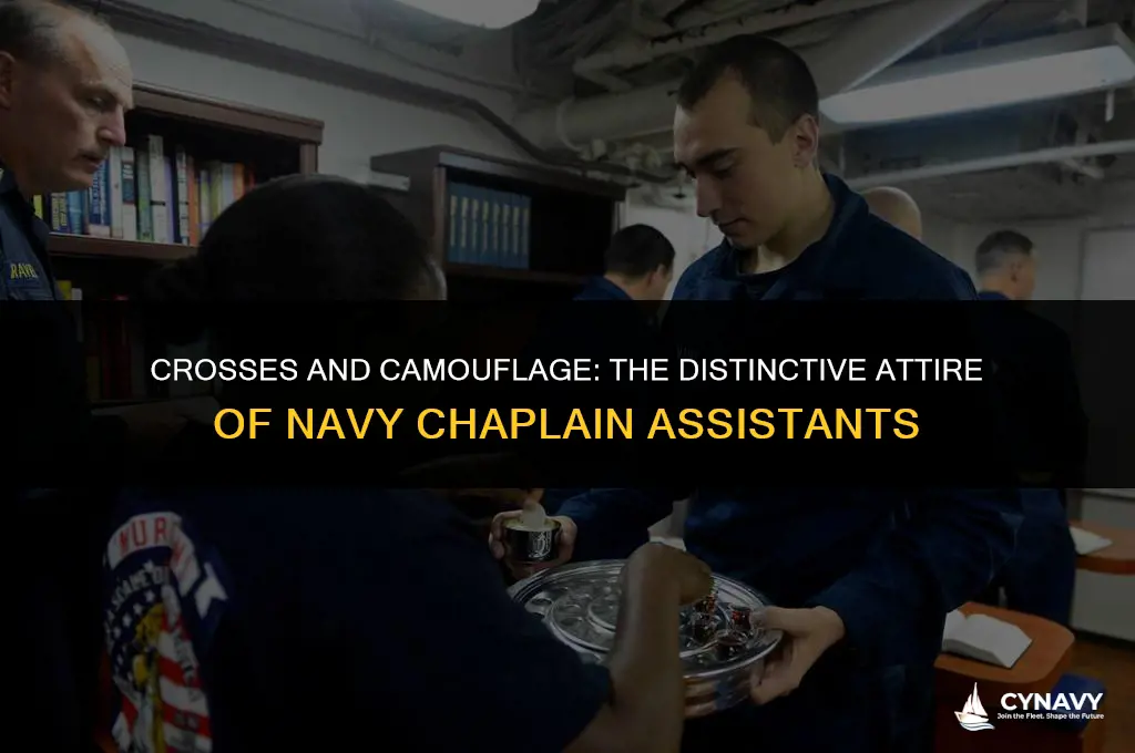 does navy chaplains assistant wears a cross