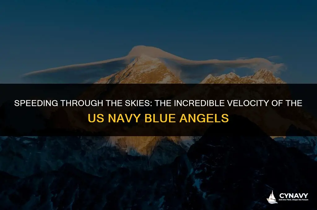 how fast do the us navy blue angels go