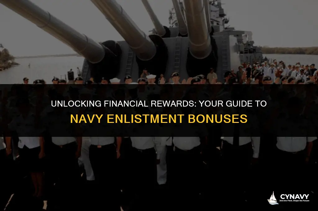how much do you get for joining the navy