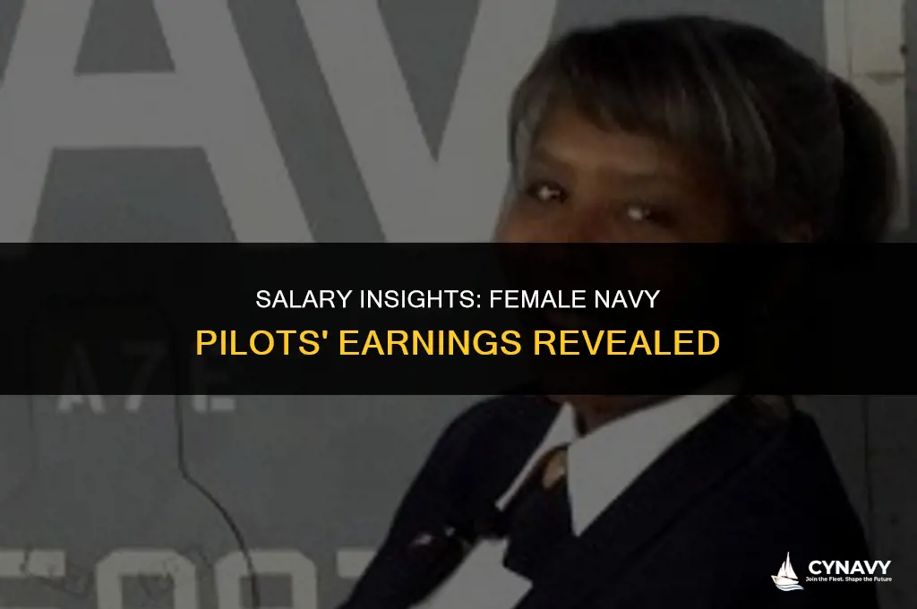 how much does a female navy pilot typically make