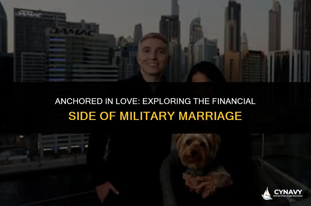 how much does a married couple make in the navy