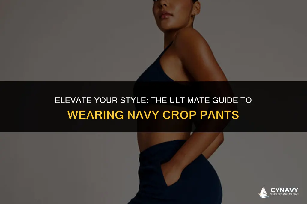 how to wear navy crop pants