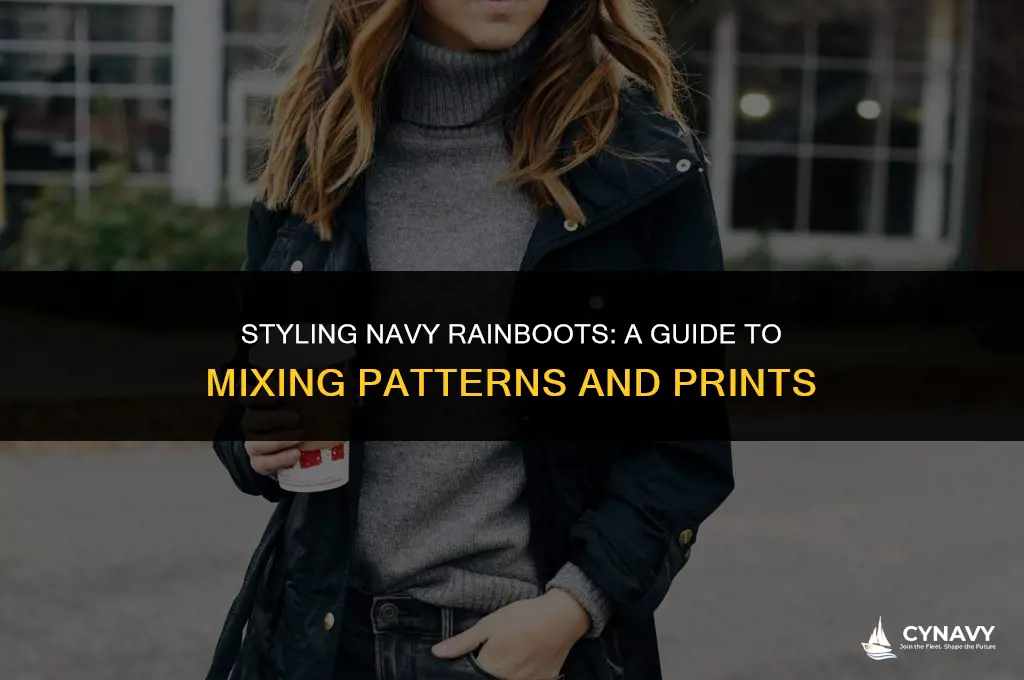 how to wear navy rainboots without sold colors