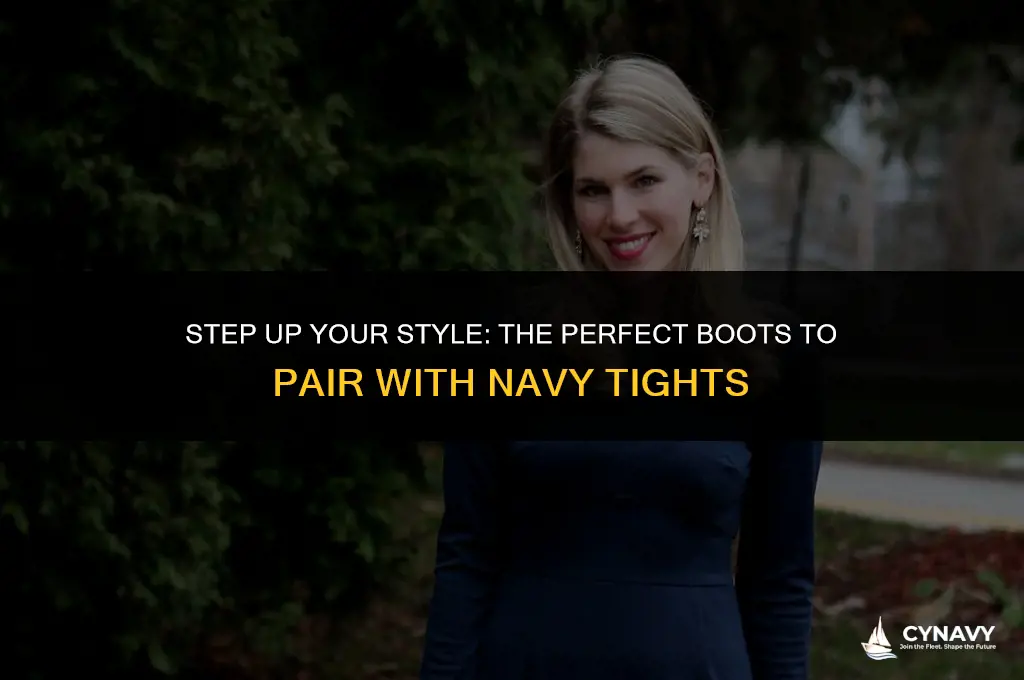 what color boots to wear with navy tights