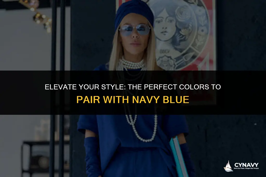 what colors pair with navy blue