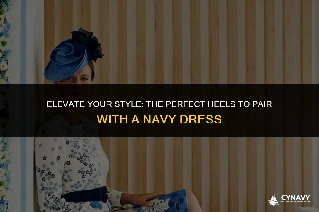 what colour heels to wear with navy dress
