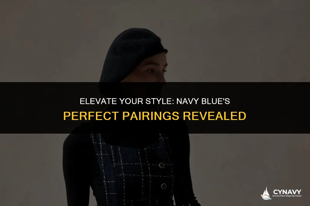 what does navy blue go with