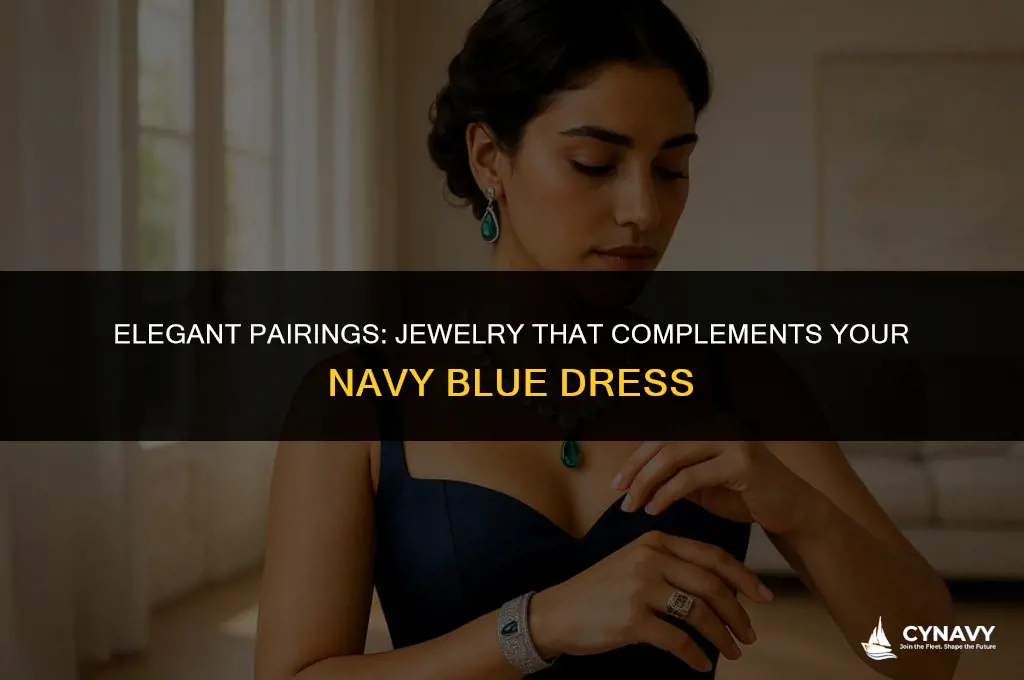 what jewelry goes with navy blue dress
