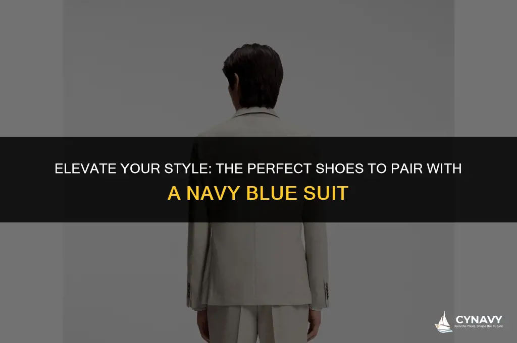 what shoes go with navy blue suit