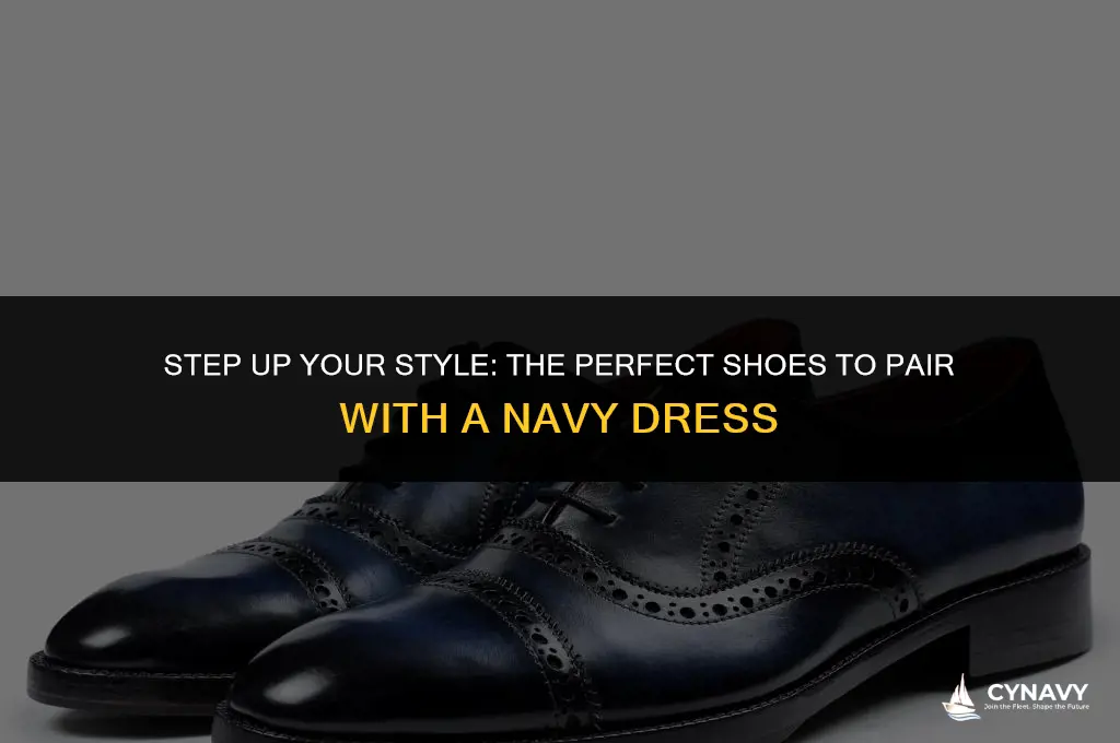 what shoes go with navy dress